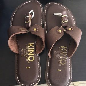 Kino Sandals